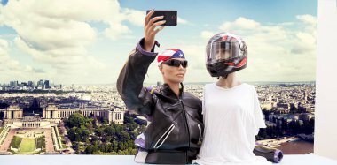 Aptallar turist çifti bir selfie almak