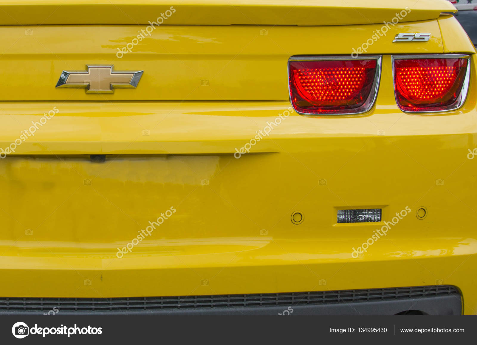 Imágenes de Yellow ss libres de derechos | DepositPhotos, image size:1600x1160