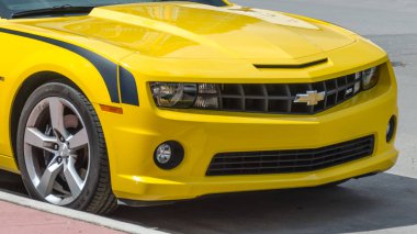Sarı yüksek teknoloji Chevrolet Camaro Ss Cabrio 