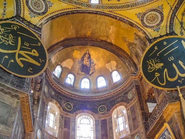 Interiér Aya Sophia v Istanbulu, Turecko — Stock fotografie