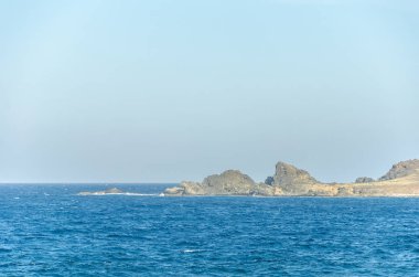 Aruba Karayip Denizi sahilinde doğal köprü