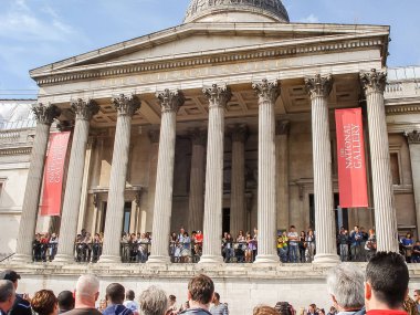 Londra'da trafalgar Meydanı, Ulusal Galeri