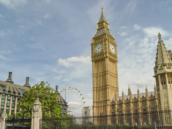 Big Ban Elizabeth tower clock face, Palace of Westminster, Londo — Stock Photo, Image