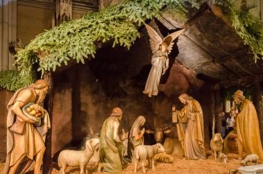 ALTER ve Noel Aziz Patrick Katedrali'nde beşik 
