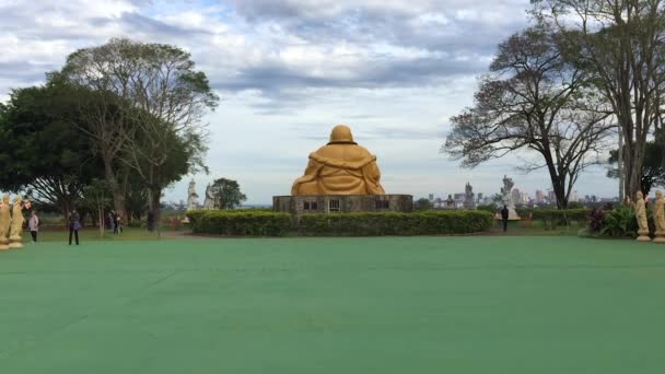 Foz Iguau Brazil July 2016 Backside Giant Buddha Statue Buddhist — 图库视频影像
