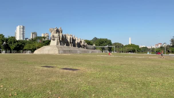 브라질 상파울루 2017 Monument Flags Monumento Bandeiras 조각품은 정착민들에게 경의를 — 비디오