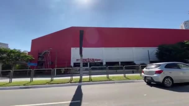巴西圣保罗 2020年4月21日 因Covid 19爆发而关闭了所有办事处和商店的著名Jk大道 — 图库视频影像
