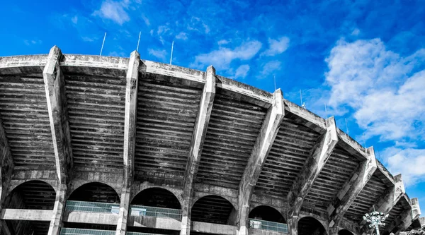 Arena piłki nożnej wielki i piękny budynek budowlany — Zdjęcie stockowe