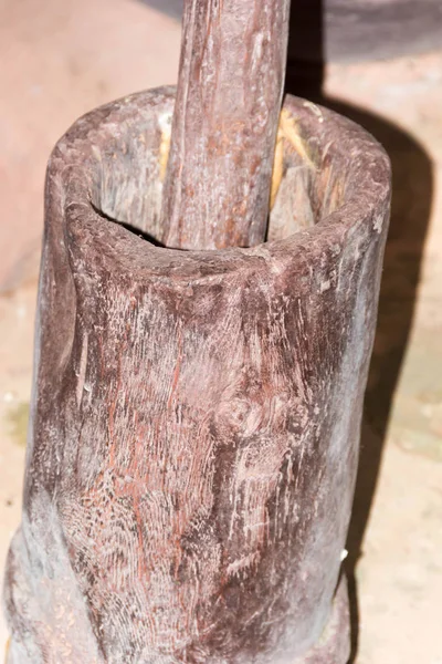 Antique wooden pounder — Stock Photo, Image