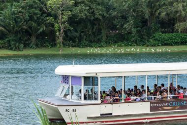 Singapur Nehri Safari tekne turu, Singapur, 14 Nisan 2018