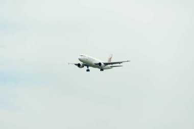 Singapur Changi uluslararası havaalanında açılış Srilankan hava uçak