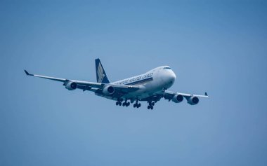 Singapur - 21 Aralık 2019: Boeing 747 Singapur Havayolları Appr