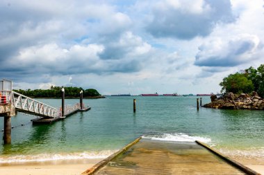 Siloso Sentosa Plajı, beyaz kumlu ve turistli, Singapur, Ma