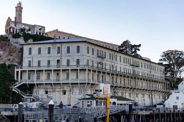 Maják Kasárna Loděnice Věznici Alcatraz Island San Francisco California Usa — Stock fotografie