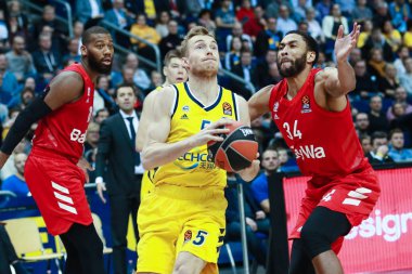 Berlin, Almanya, 18 Aralık 2019: Alba Berlin 'den Niels Giffey, Alba Berlin ile Fc Bayern Münih arasında oynanan Euroleague basketbol maçında.
