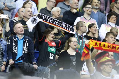 Berlin, Almanya, 12 Ocak 2019: Sırp hentbol oyuncusu Zoran Nikoliç, 2019 Dünya Erkekler Hentbol Kupası 'nda Berlin' deki Mercedes-Benz Arena 'da top atıyordu..