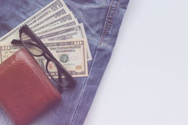 Kot pantolon, cüzdan, Doları, gözlük Finans ve Turizm ba