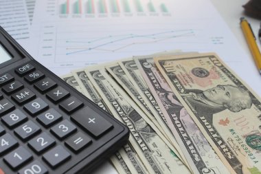 Pr ve ofis Resepsiyon yatırım hesap makinesi ve Doları para