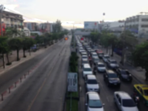 Suddig av trafikstockning på dagen i centrum — Stockfoto