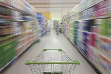 Süpermarket koridor boş alışveriş sepeti, süpermarket ile ab depolamak
