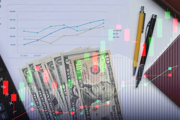 İş hesap makinesi ve kalem ve Doları para çift pozlama 