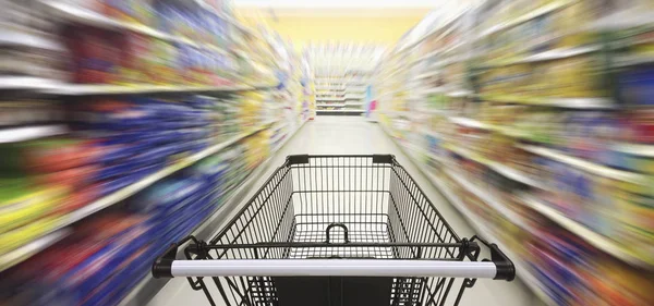 Supermarktgangpad — Stockfoto