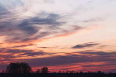 gökyüzü güneş battıktan sonra,