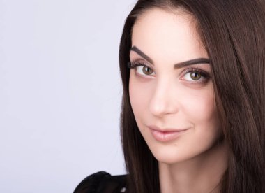 Portre portre çekici esmer.