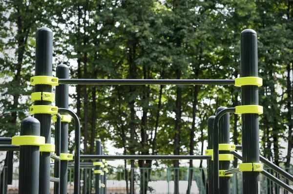 Street sports ground. Horizontal bar