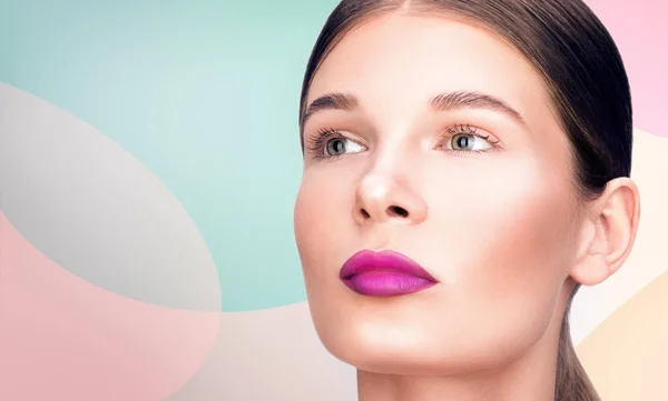 Skönhet närbild porträtt. Professionell make-up, delikat ren hud — Stockfoto