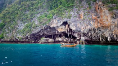 Güzel ve Huzurlu Adalar- Phi Phi Adası, Phi Phi Adası