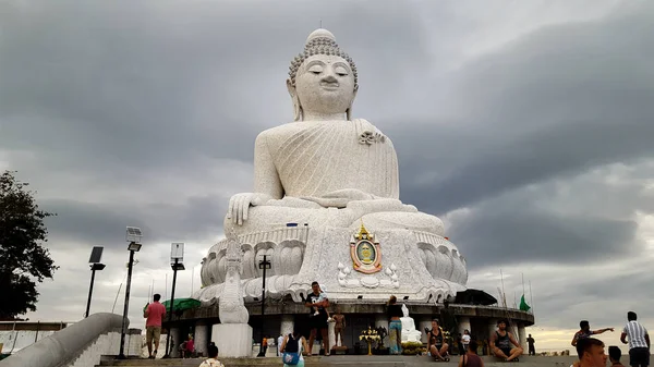 Wielki posąg Buddy - posąg Buddy Maravija — Zdjęcie stockowe