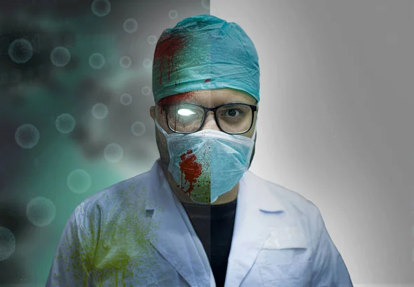 Przerażający Morderczy Infacted Zombie Lekarz Plamami Krwi Pandemii Dobry Zły Obrazy Stockowe bez tantiem