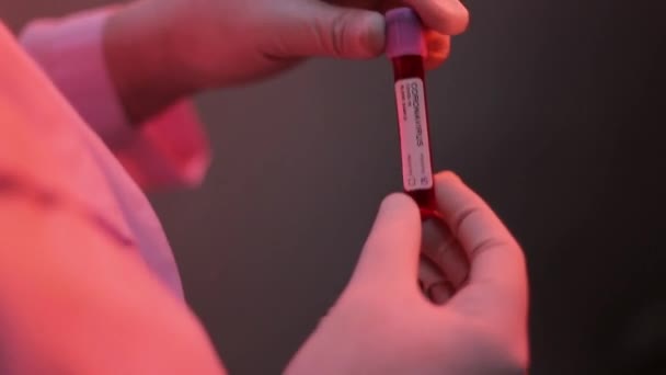 コロナウイルスCovid 19血液サンプル コロナウイルスの発生 流行性ウイルス呼吸器症候群 — ストック動画