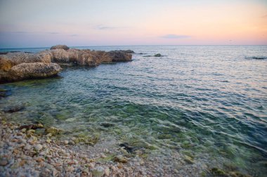 dağ ve deniz. doğa kompozisyon.