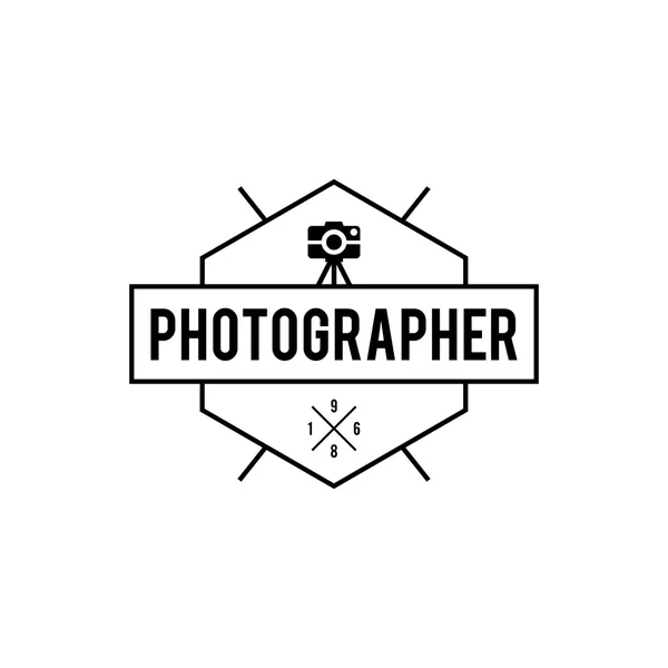 Fotografie logo's, Badges en etiketten ontwerpelementen instellen. Foto camera vintage style-objecten, retro vectorillustratie. — Stockvector