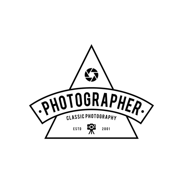 Fotografie logo's, Badges en etiketten ontwerpelementen instellen. Foto camera vintage style-objecten, retro vectorillustratie. — Stockvector