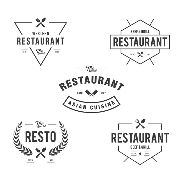 Set de insignias y etiquetas de restaurante vintage en fondo blanco — Vector de stock