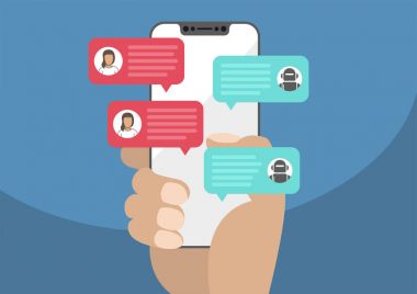 Çerçeve ücretsiz / çerçevesiz smartphone elinde tutan ve sohbet bot robot ile sohbet kadın. Sohbet haber tebliğ üstünde smartphone üzerinde mavi arka plan izole