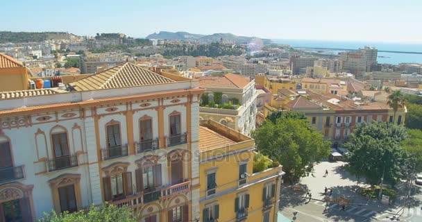 Paysage urbain et mer long focus Cagliari, Italie panoramique — Video