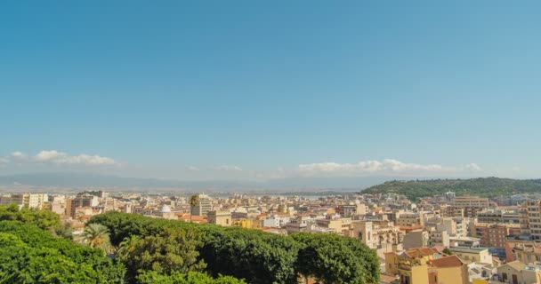 Paisaje urbano de Cagliari, Italia, vista superior, timelapse — Vídeos de Stock