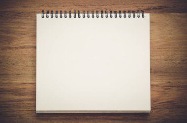 Ahşap Resepsiyon Masa boş defter. Kopya alanı ile Üstten Görünüm,