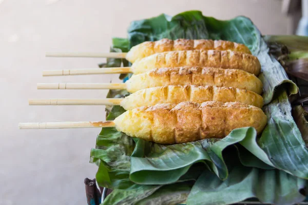 Kgawhie muz hayatına ızgara, pirinç yumurta ile ızgara, Asya geleneksel gıda.