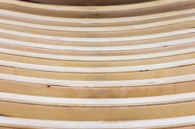 Ahşap arka plan bej dokulu. Soyut desen ahşap Bank veya koltuk, seçici odak yatay çizgiler üzerinden. Metni, arka plan için yer