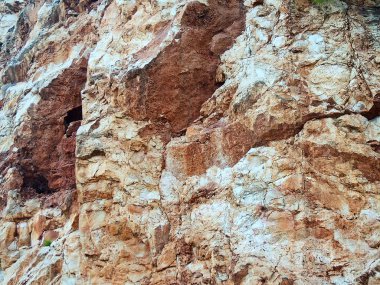 Toros Dağları'nın kayalıklarla