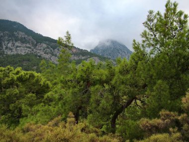 Toros Dağları Türkiye'deki bulutlu havalarda