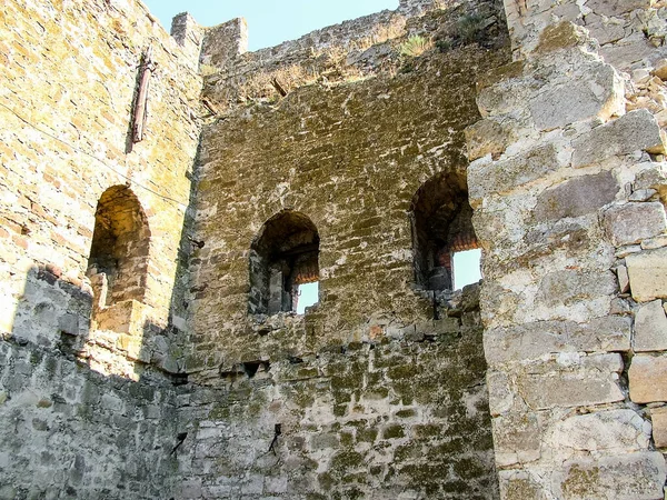 Overgebleven Muren Zijn Het Oude Genuese Fort Feodosia 14E Eeuw — Stockfoto