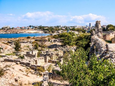 Antik Yunan şehri Chersonese Tauric ve modern Sivastopol 'un kalıntıları. Kırım, Karadeniz kıyısı.