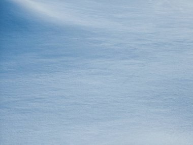 Gölgeler, desenler ve kar yüzeyindeki çizgiler. Doku. Geçmişi. Mavi