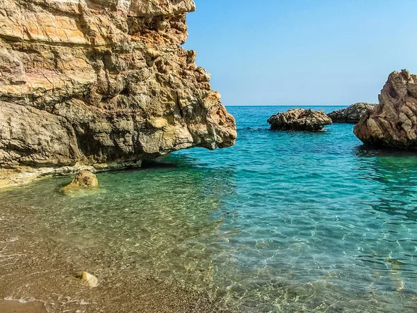 Divoké Pláži Obci Beldibi Provincii Antalya Turecku Skály Kameny Moři — Stock fotografie